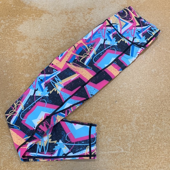 Graffiti Leggings - Picture 3 of 3